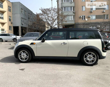 Білий Міні Clubman, об'ємом двигуна 1.6 л та пробігом 218 тис. км за 6000 $, фото 8 на Automoto.ua