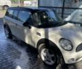 Белый Мини Клабмен, объемом двигателя 1.6 л и пробегом 260 тыс. км за 5000 $, фото 2 на Automoto.ua
