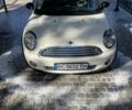 Белый Мини Клабмен, объемом двигателя 1.6 л и пробегом 260 тыс. км за 5000 $, фото 1 на Automoto.ua