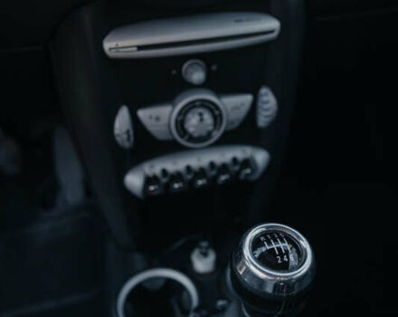 Білий Міні Клубмен, об'ємом двигуна 1.6 л та пробігом 200 тис. км за 7000 $, фото 10 на Automoto.ua