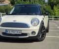 Білий Міні Клубмен, об'ємом двигуна 1.6 л та пробігом 166 тис. км за 7300 $, фото 1 на Automoto.ua