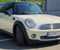 Білий Міні Клубмен, об'ємом двигуна 1.6 л та пробігом 166 тис. км за 7300 $, фото 1 на Automoto.ua
