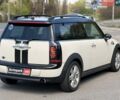 Белый Мини Клабмен, объемом двигателя 1.6 л и пробегом 327 тыс. км за 6990 $, фото 12 на Automoto.ua