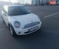 Белый Мини Клабмен, объемом двигателя 1.6 л и пробегом 163 тыс. км за 5900 $, фото 1 на Automoto.ua