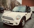 Белый Мини Клабмен, объемом двигателя 1.6 л и пробегом 117 тыс. км за 7800 $, фото 10 на Automoto.ua