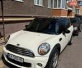 Белый Мини Клабмен, объемом двигателя 1.6 л и пробегом 175 тыс. км за 7200 $, фото 1 на Automoto.ua