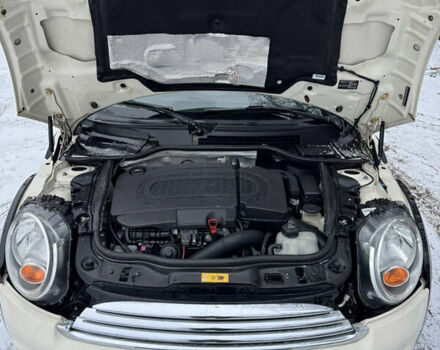 Білий Міні Клубмен, об'ємом двигуна 2 л та пробігом 235 тис. км за 8499 $, фото 6 на Automoto.ua