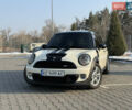 Білий Міні Клубмен, об'ємом двигуна 1.6 л та пробігом 139 тис. км за 8000 $, фото 1 на Automoto.ua
