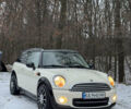 Білий Міні Клубмен, об'ємом двигуна 2 л та пробігом 235 тис. км за 8499 $, фото 1 на Automoto.ua