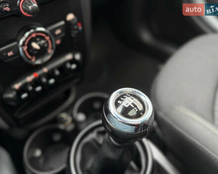 Белый Мини Клабмен, объемом двигателя 2 л и пробегом 209 тыс. км за 12999 $, фото 38 на Automoto.ua