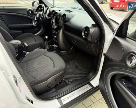 Белый Мини Клабмен, объемом двигателя 2 л и пробегом 209 тыс. км за 12999 $, фото 23 на Automoto.ua