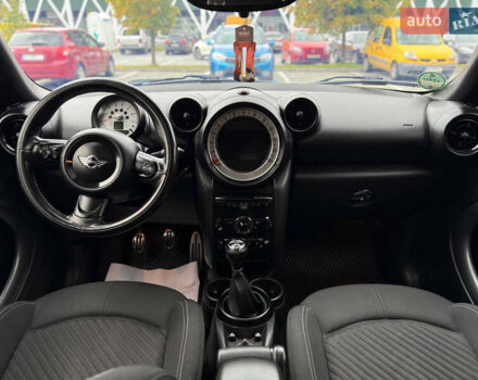 Белый Мини Клабмен, объемом двигателя 2 л и пробегом 209 тыс. км за 12999 $, фото 14 на Automoto.ua