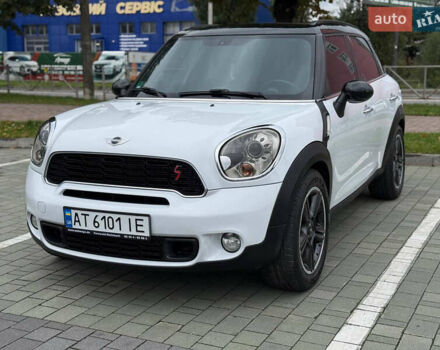 Белый Мини Клабмен, объемом двигателя 2 л и пробегом 209 тыс. км за 12999 $, фото 3 на Automoto.ua
