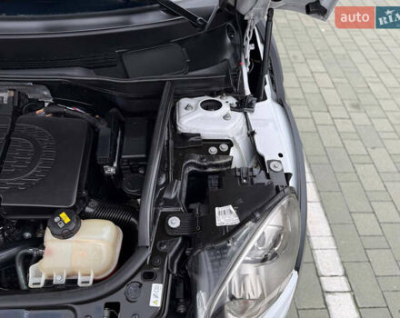 Белый Мини Клабмен, объемом двигателя 2 л и пробегом 209 тыс. км за 12999 $, фото 13 на Automoto.ua