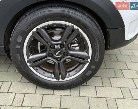 Белый Мини Клабмен, объемом двигателя 2 л и пробегом 209 тыс. км за 12999 $, фото 8 на Automoto.ua