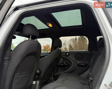 Белый Мини Клабмен, объемом двигателя 2 л и пробегом 209 тыс. км за 12999 $, фото 17 на Automoto.ua