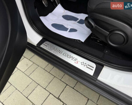 Белый Мини Клабмен, объемом двигателя 2 л и пробегом 209 тыс. км за 12999 $, фото 28 на Automoto.ua