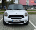 Белый Мини Клабмен, объемом двигателя 2 л и пробегом 209 тыс. км за 12999 $, фото 2 на Automoto.ua