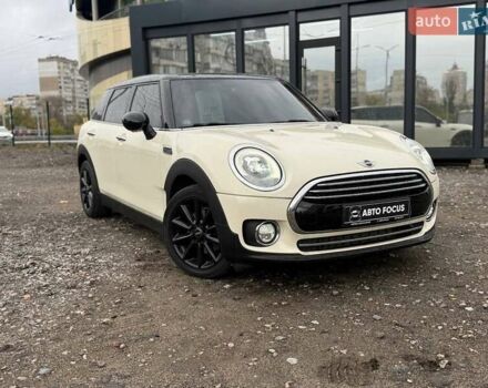 Мини Клабмен 2015 в Киеве на Automoto.ua Белый Мини Клабмен, объемом двигателя 2 л и пробегом 52 тыс. км за 17890 $, фото 6 на Automoto.ua