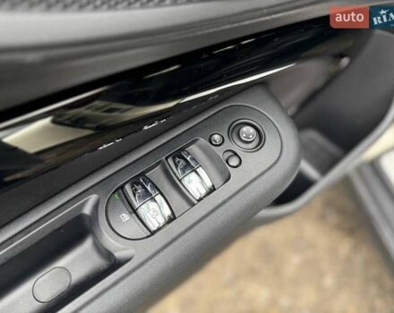 Мини Клабмен 2015 в Киеве на Automoto.ua Белый Мини Клабмен, объемом двигателя 2 л и пробегом 52 тыс. км за 17890 $, фото 14 на Automoto.ua