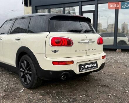 Мини Клабмен 2015 в Киеве на Automoto.ua Белый Мини Клабмен, объемом двигателя 2 л и пробегом 52 тыс. км за 17890 $, фото 7 на Automoto.ua