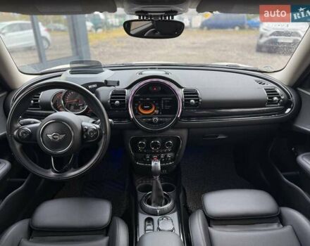 Мини Клабмен 2015 в Киеве на Automoto.ua Белый Мини Клабмен, объемом двигателя 2 л и пробегом 52 тыс. км за 17890 $, фото 23 на Automoto.ua