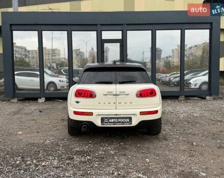 Мини Клабмен 2015 в Киеве на Automoto.ua Белый Мини Клабмен, объемом двигателя 2 л и пробегом 52 тыс. км за 17890 $, фото 4 на Automoto.ua