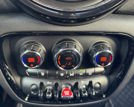 Білий Міні Клубмен, об'ємом двигуна 2 л та пробігом 152 тис. км за 13000 $, фото 22 на Automoto.ua