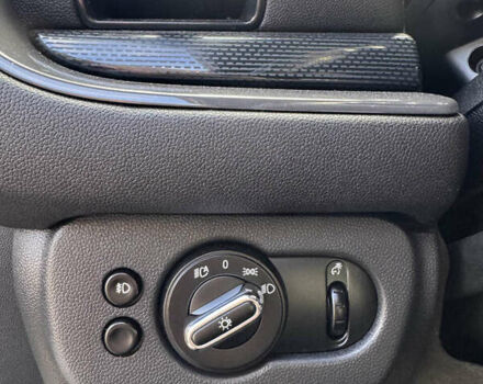 Білий Міні Клубмен, об'ємом двигуна 2 л та пробігом 152 тис. км за 13000 $, фото 28 на Automoto.ua