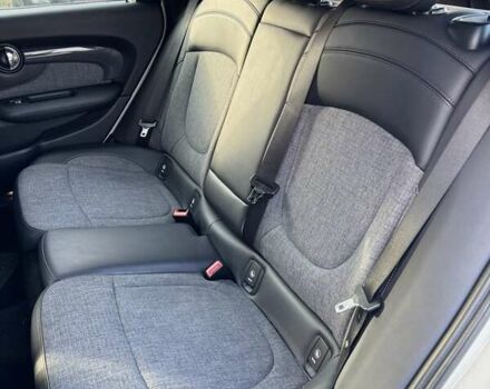 Білий Міні Клубмен, об'ємом двигуна 2 л та пробігом 152 тис. км за 13000 $, фото 19 на Automoto.ua