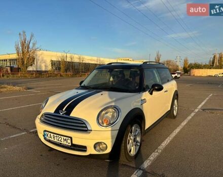 Белый Мини Клабмен, объемом двигателя 1.56 л и пробегом 327 тыс. км за 8199 $, фото 1 на Automoto.ua