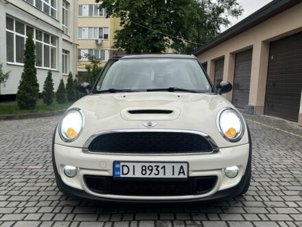 Міні Клубмен 2011 у Івано-Франківську на Automoto.ua Білий Міні Клубмен, об'ємом двигуна 1.6 л та пробігом 179 тис. км за 8600 $, фото 1 на Automoto.ua