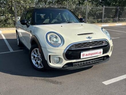 Міні Клубмен 2016 у Буче на Automoto.ua Білий Міні Клубмен, об'ємом двигуна 2 л та пробігом 152 тис. км за 12400 $, фото 1 на Automoto.ua
