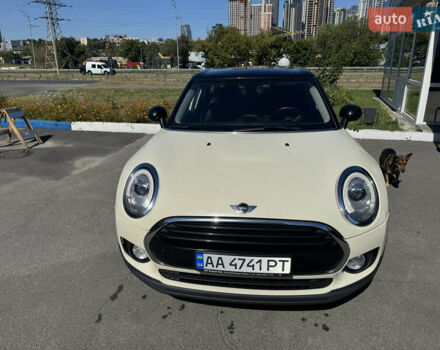 Білий Міні Клубмен, об'ємом двигуна 2 л та пробігом 83 тис. км за 20000 $, фото 1 на Automoto.ua