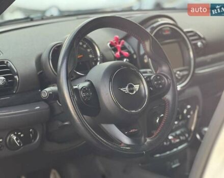 Бежевый Мини Клабмен, объемом двигателя 2 л и пробегом 86 тыс. км за 18400 $, фото 15 на Automoto.ua