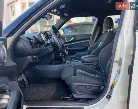 Бежевий Міні Клубмен, об'ємом двигуна 2 л та пробігом 91 тис. км за 18400 $, фото 12 на Automoto.ua