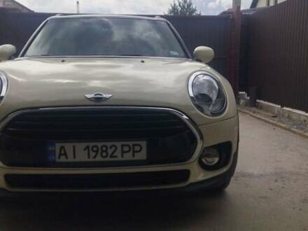 Міні Клубмен 2016 у Києві на Automoto.ua Бежевий Міні Клубмен, об'ємом двигуна 1.5 л та пробігом 116 тис. км за 14800 $, фото 1 на Automoto.ua