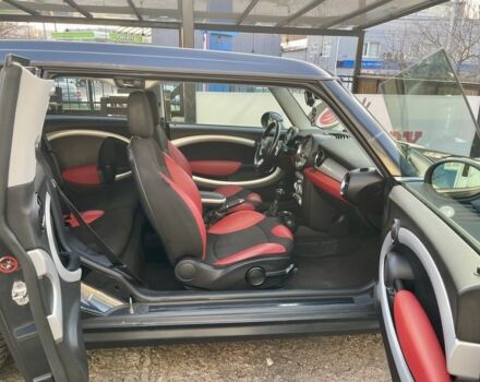 Черный Мини Клабмен, объемом двигателя 1.6 л и пробегом 215 тыс. км за 6850 $, фото 5 на Automoto.ua