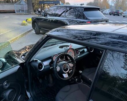 Чорний Міні Клубмен, об'ємом двигуна 1.6 л та пробігом 178 тис. км за 7500 $, фото 12 на Automoto.ua