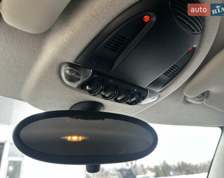 Черный Мини Клабмен, объемом двигателя 1.6 л и пробегом 204 тыс. км за 8900 $, фото 7 на Automoto.ua