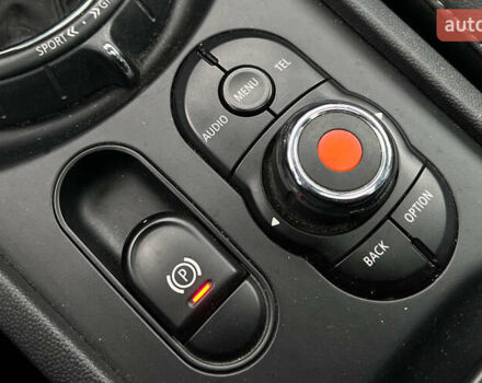 Черный Мини Клабмен, объемом двигателя 1.5 л и пробегом 136 тыс. км за 15999 $, фото 16 на Automoto.ua