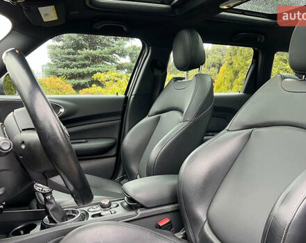 Черный Мини Клабмен, объемом двигателя 1.5 л и пробегом 136 тыс. км за 15999 $, фото 8 на Automoto.ua