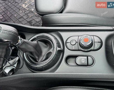 Чорний Міні Клубмен, об'ємом двигуна 1.5 л та пробігом 40 тис. км за 18500 $, фото 28 на Automoto.ua