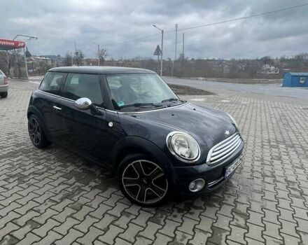 Чорний Міні Clubman, об'ємом двигуна 1.6 л та пробігом 138 тис. км за 6000 $, фото 1 на Automoto.ua