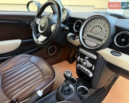 Міні Клубмен 2008 у Белгород-Днестровском на Automoto.ua Коричневий Міні Клубмен, об'ємом двигуна 1.6 л та пробігом 220 тис. км за 6900 $, фото 21 на Automoto.ua