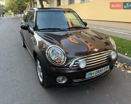 Міні Клубмен 2008 у Белгород-Днестровском на Automoto.ua Коричневий Міні Клубмен, об'ємом двигуна 1.6 л та пробігом 220 тис. км за 6900 $, фото 5 на Automoto.ua