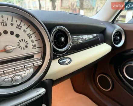 Міні Клубмен 2008 у Белгород-Днестровском на Automoto.ua Коричневий Міні Клубмен, об'ємом двигуна 1.6 л та пробігом 220 тис. км за 6900 $, фото 12 на Automoto.ua