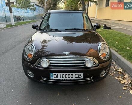 Коричневый Мини Клабмен, объемом двигателя 1.6 л и пробегом 220 тыс. км за 6700 $, фото 1 на Automoto.ua