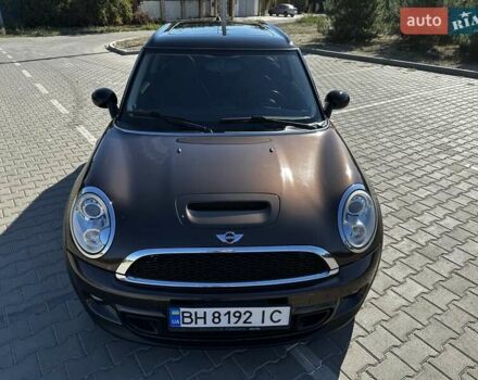 Коричневый Мини Клабмен, объемом двигателя 1.6 л и пробегом 103 тыс. км за 9500 $, фото 3 на Automoto.ua