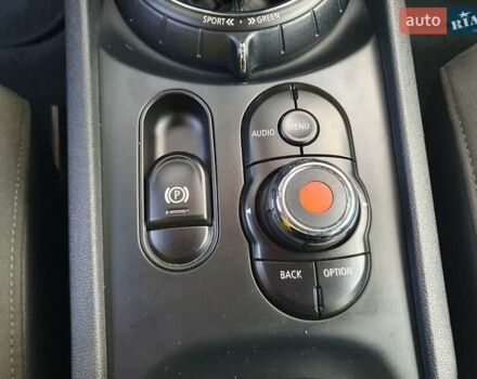 Коричневий Міні Клубмен, об'ємом двигуна 2 л та пробігом 85 тис. км за 16999 $, фото 54 на Automoto.ua